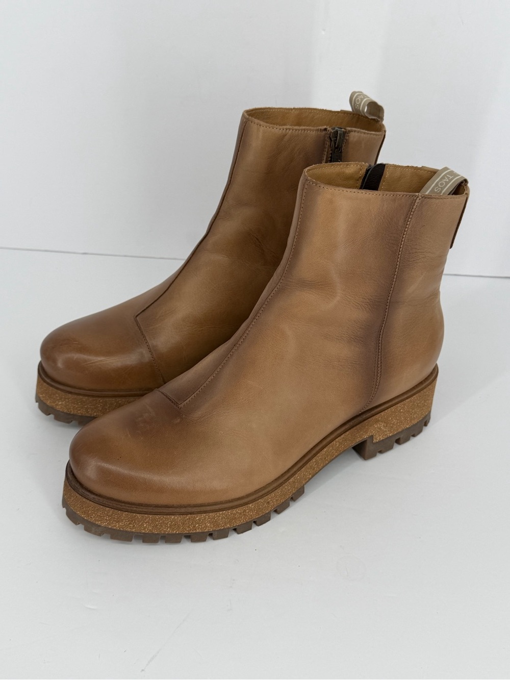Taos Tan Brown Neutral Leather Downtown Mid Boot Shoe Bootie Chunky Low Heel 41